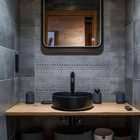 Tharkey, Luxueux Au Coeur Des Sapins Σαλέ